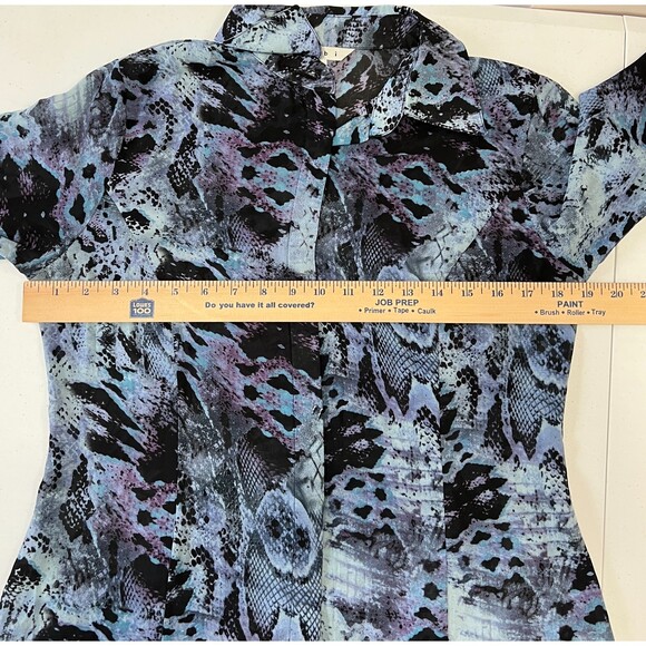 CAbi Women's Python Snake Print Button Front Blouse Top Blue Black #609 Size S - Picture 6 of 8